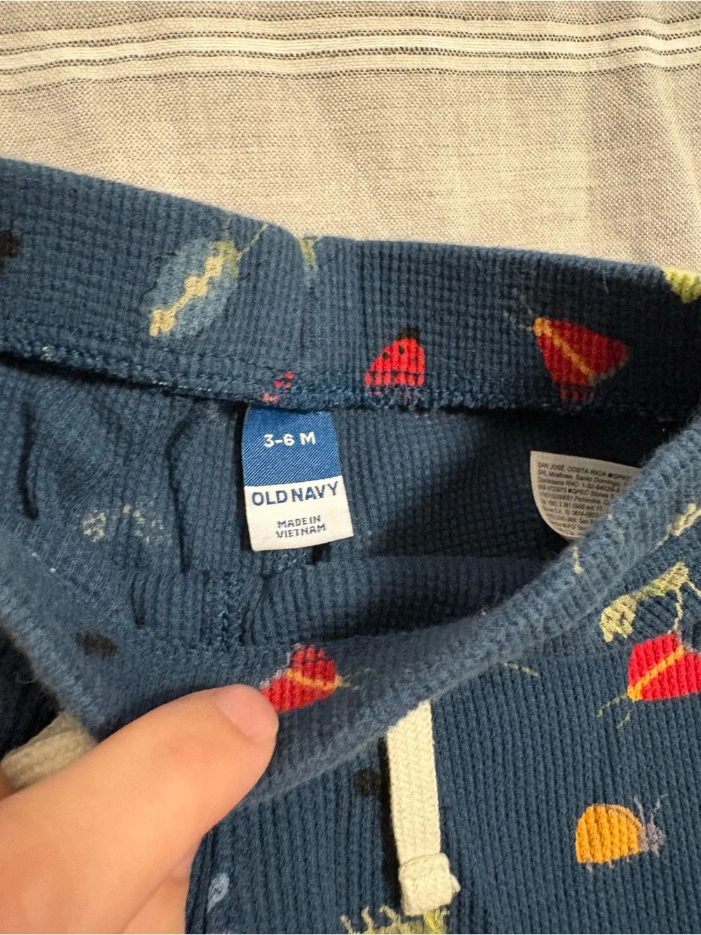 Old Navy 3-6M Navy Bug Print Shirt & Shorts Set